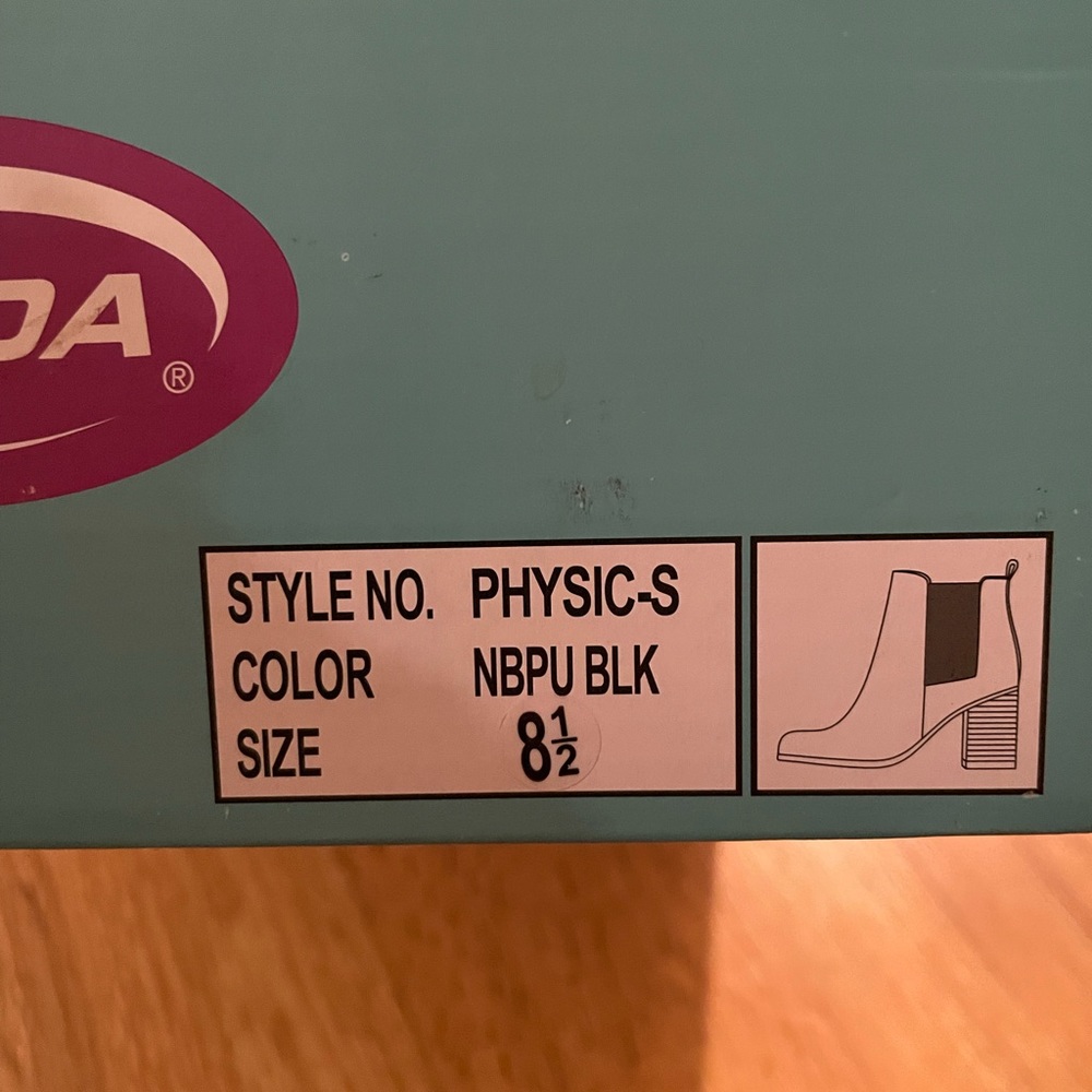 SODA physic booties. Never worn. - Picture 2 of 6